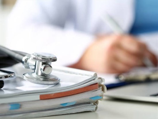 Entente de principe entre Québec et les médecins de famille pour suspendre la Loi 2