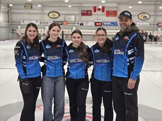 Une équipe de curling de Kénogami aux Championnat canadien 
