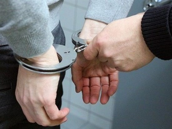 Trois perquisitions et deux arrestations à Saguenay