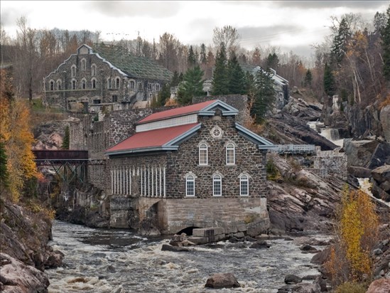 Des musiciens en colère dénoncent le changement de cap 