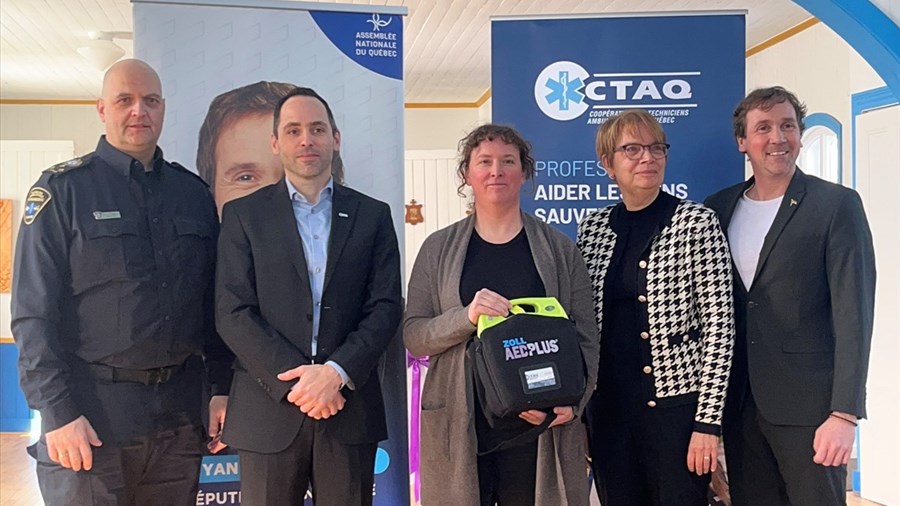 Nouveau défibrillateur de la CTAQ au lac Kénogami