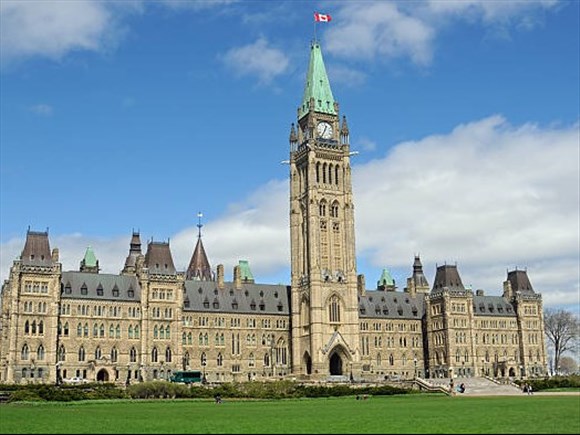 Mark Carney propose un débat parlementaire sur la guerre en Iran