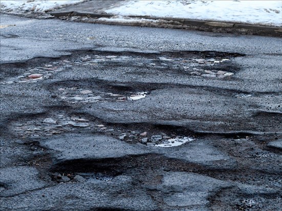Saguenay intensifie la réparation des nids-de-poule
