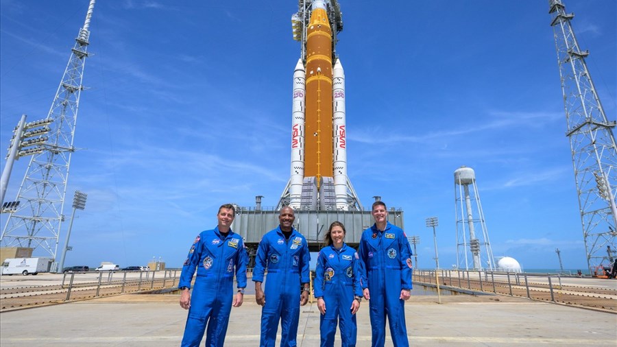 Le compte à rebours pour la Lune est lancé