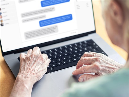 Des aînés s’informent sur les menaces numériques à Saguenay