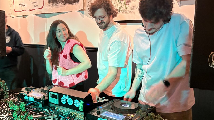 Un an de groove pour le Vendredi I’m in Love au Café Cambio