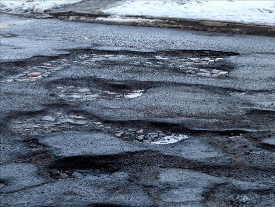 Saguenay envisage un dédommagement pour les victimes des nids-de-poule