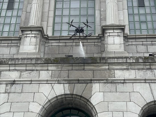 Un drone à la rescousse de la cathédrale Saint-François-Xavier