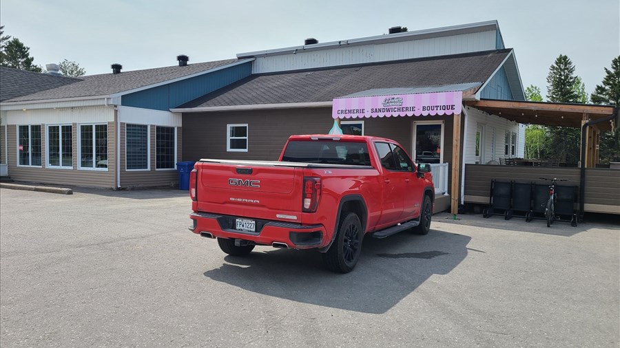 La Tanière gourmande : une nouvelle crèmerie, sandwicherie et boutique à Saint-Ambroise