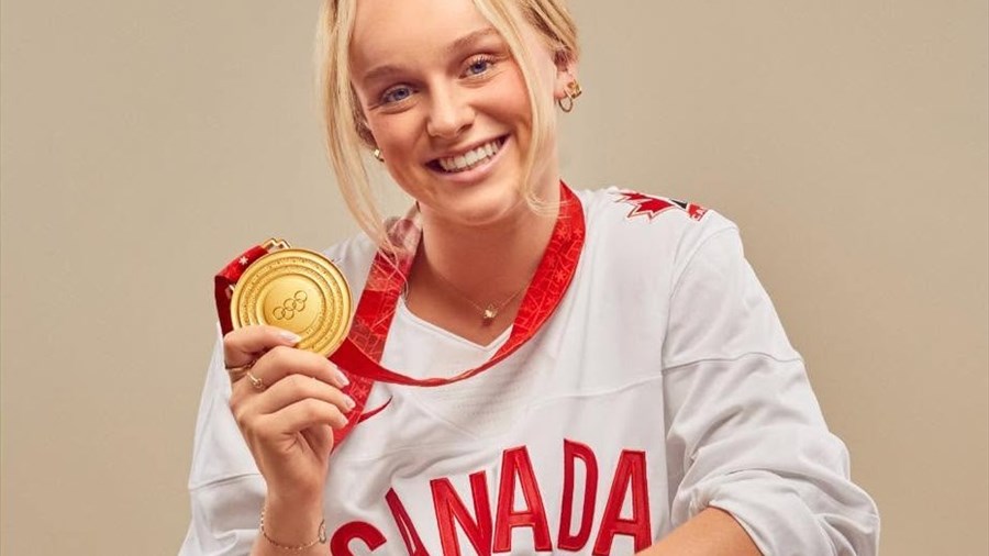 Emma Maltais signe pour la Victoire et fait la fierté de Saint-Cœur-de-Mari