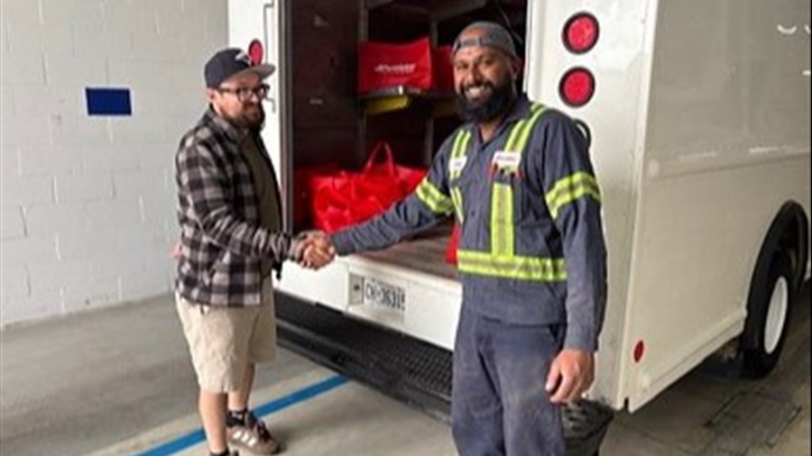 Purolator donne un camion à Moisson Saguenay-Lac-Saint-Jean