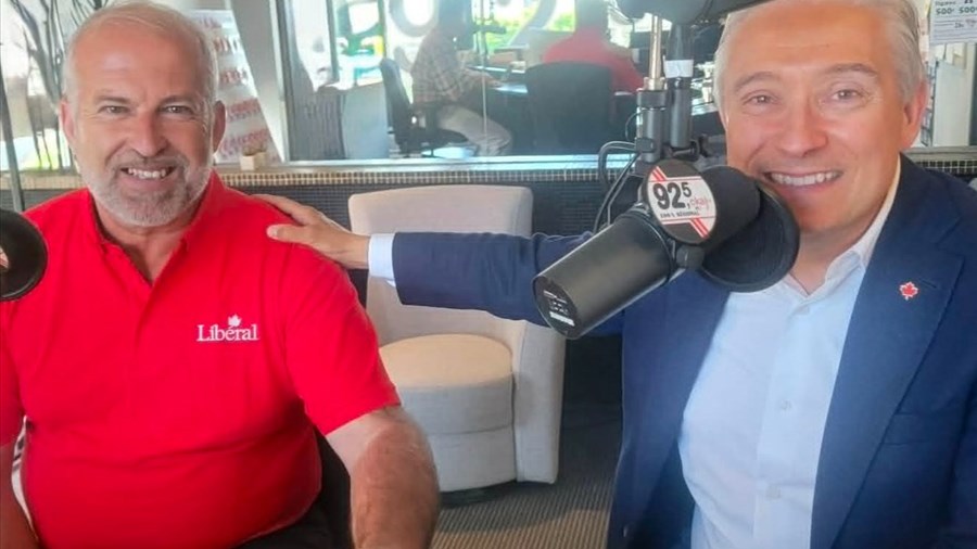 La taxe sur l'essence bientôt de retour selon François-Philippe Champagne